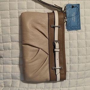 Vera Wang wristlet